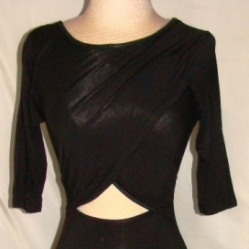 BLACK BEADED 3/4 SLEEVE BLACK DRESS SIZE SM, MED,